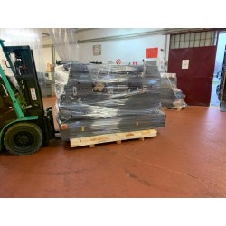 July 2019 : Preparation and loading in our warehouse of Heidelberg GTOF 52 Year 1990 to Marocco